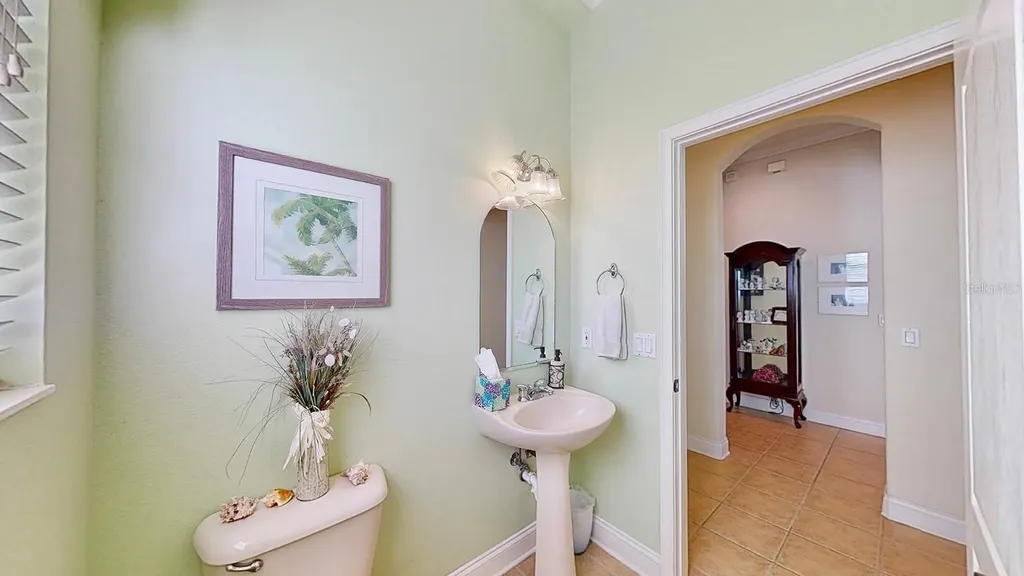310 Manns Harbor Drive Apollo Beach FL 33572