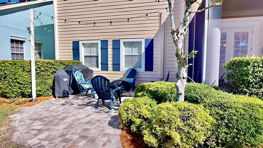 310 Manns Harbor Drive Apollo Beach FL 33572