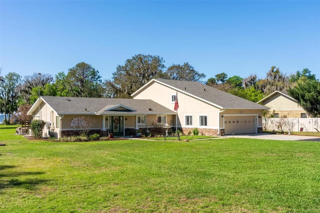10220 Bumblebee Lane Leesburg FL 34788