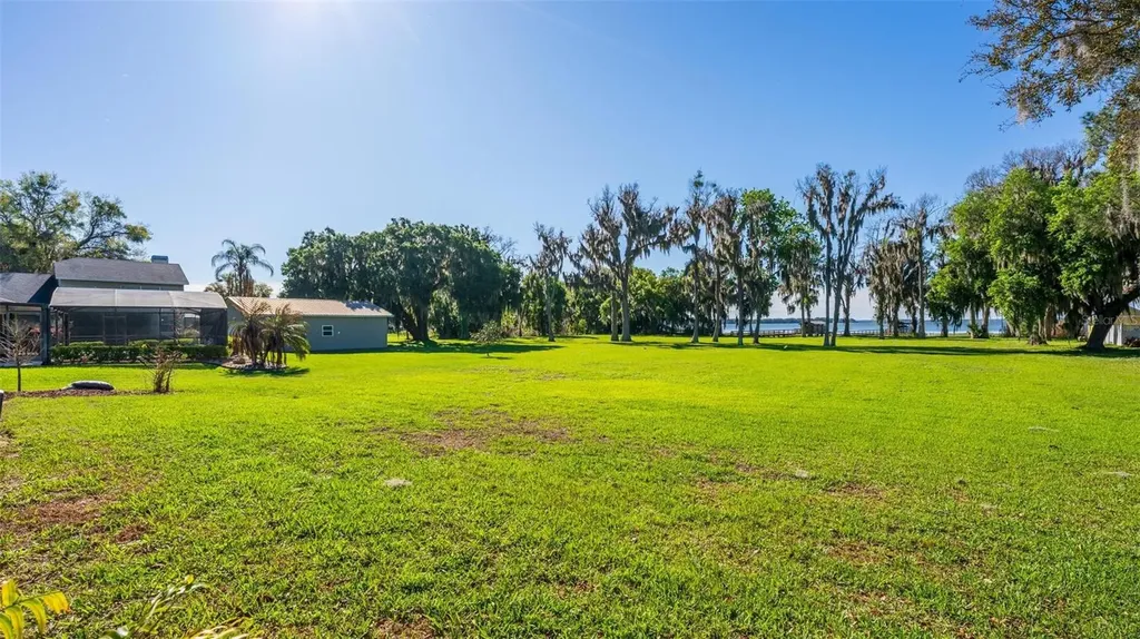 10220 Bumblebee Lane Leesburg FL 34788
