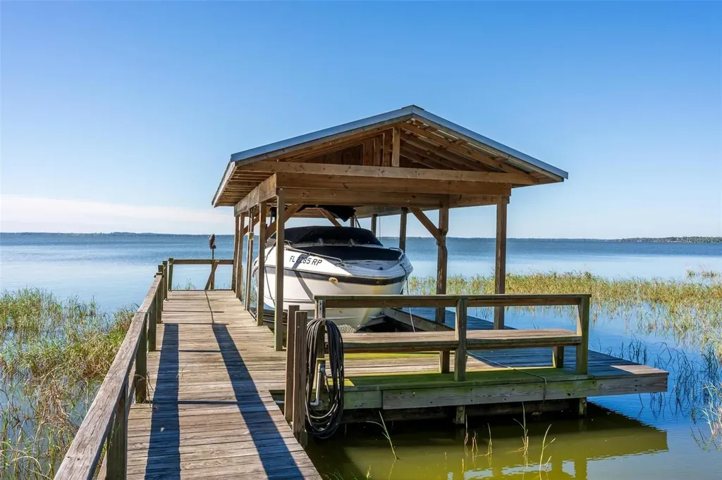 10220 Bumblebee Lane Leesburg FL 34788