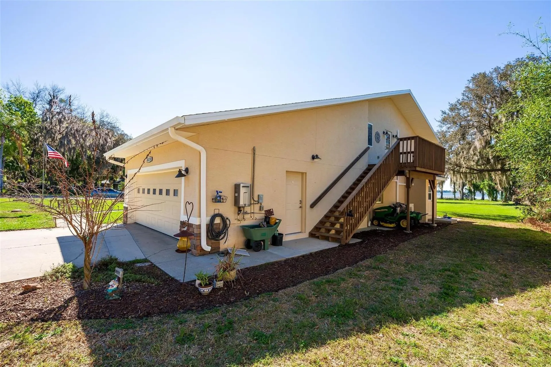 10220 Bumblebee Lane Leesburg FL 34788