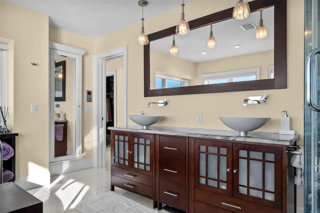 3750 Bayou Louise Lane Sarasota FL 34242