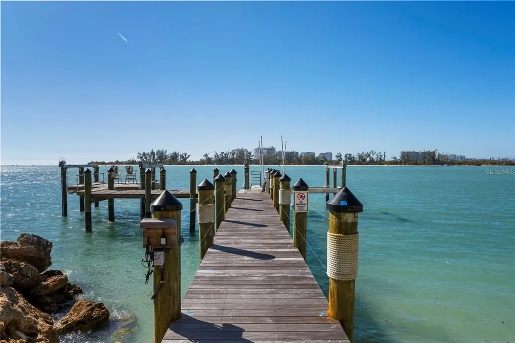 3750 Bayou Louise Lane Sarasota FL 34242