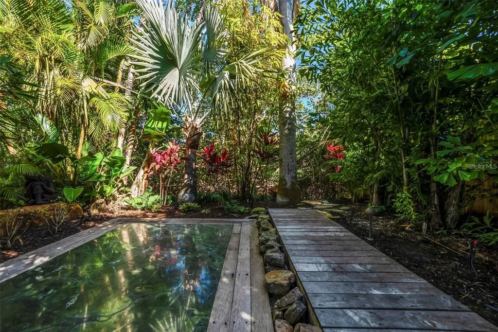 3750 Bayou Louise Lane Sarasota FL 34242