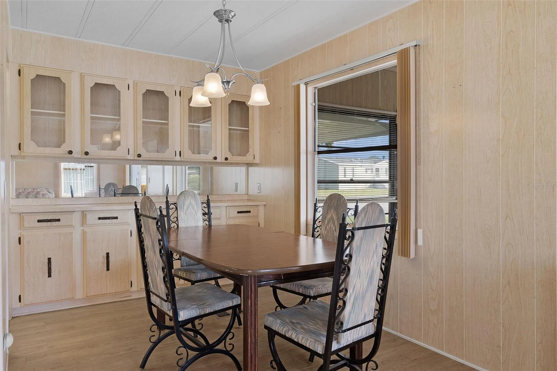 1227 Nassau Circle Tavares FL 32778