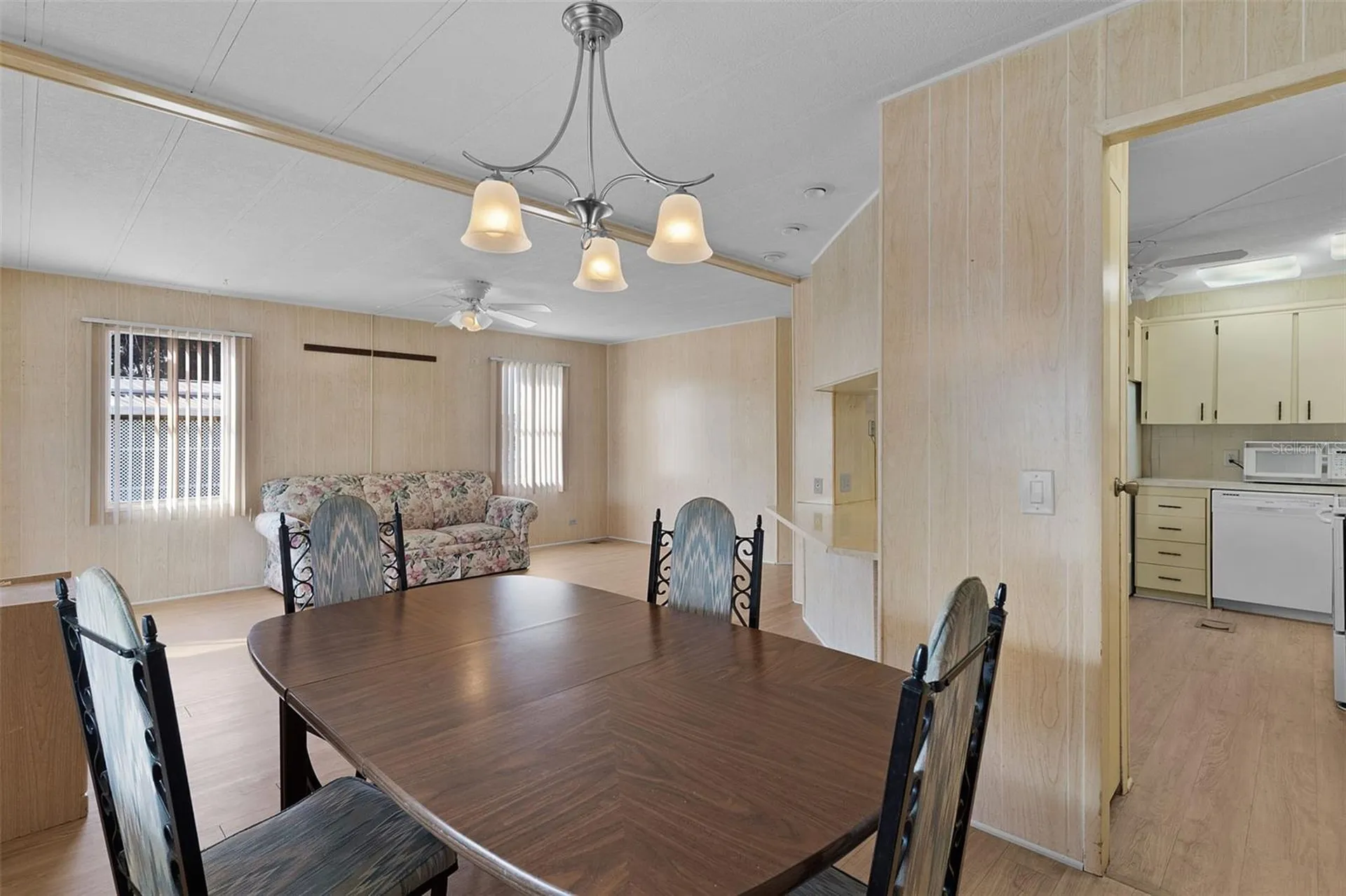 1227 Nassau Circle Tavares FL 32778