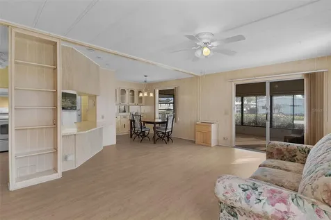 1227 Nassau Circle Tavares FL 32778