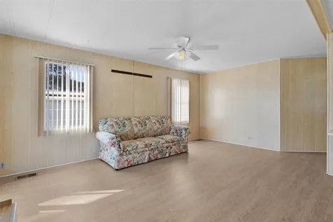 1227 Nassau Circle Tavares FL 32778