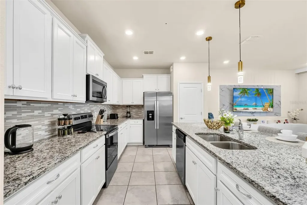 830 Paradise Drive Davenport FL 33897