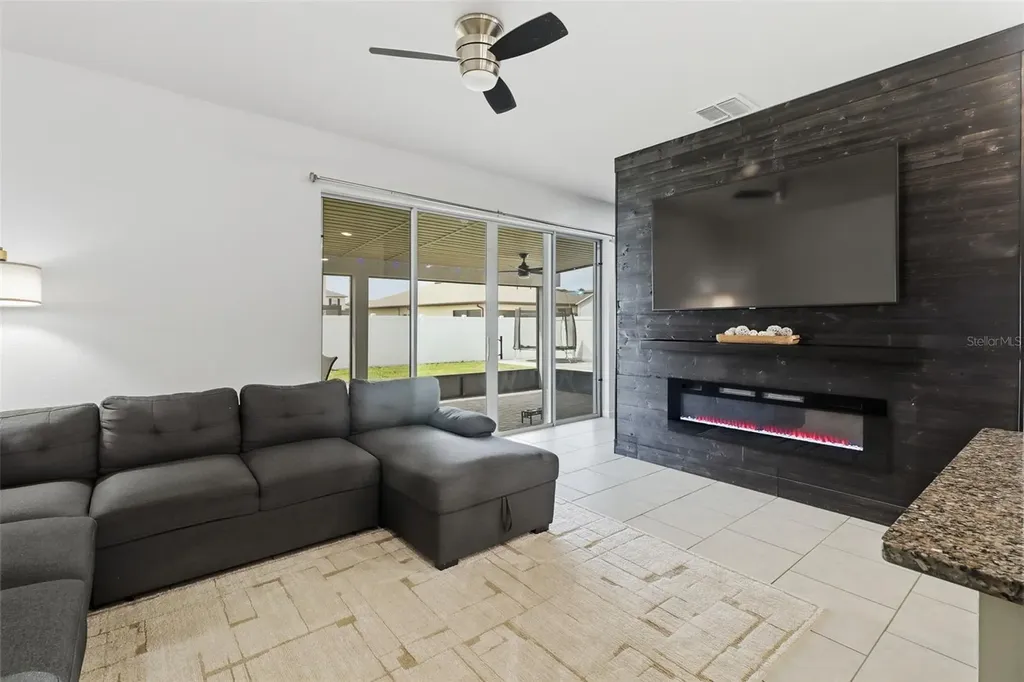 5629 Western Sun Drive St Cloud FL 34771