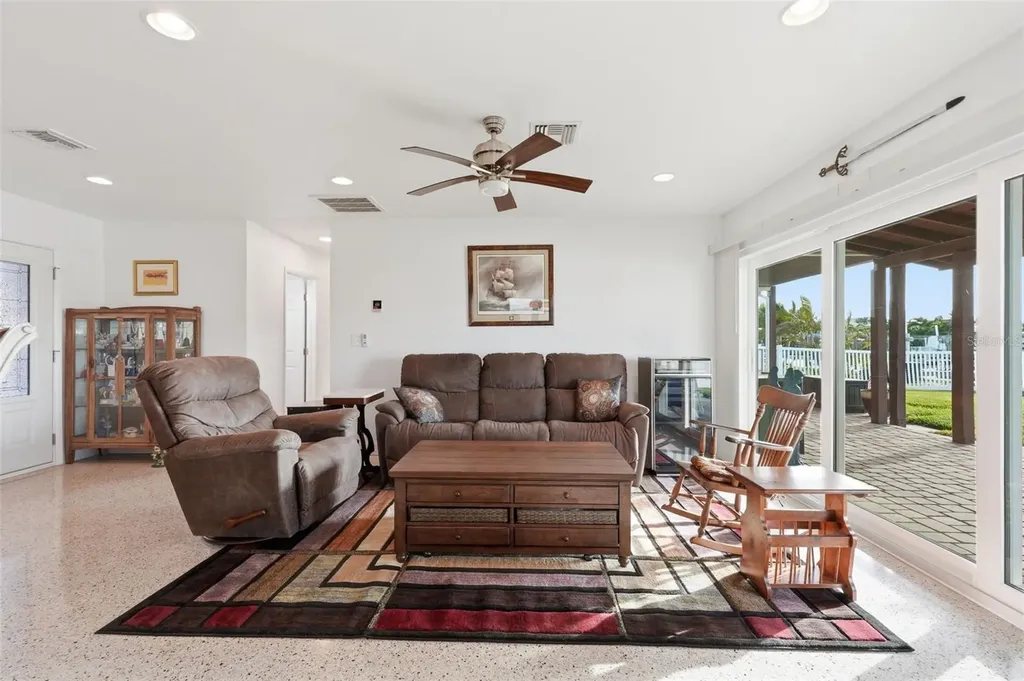 532 Crystal Drive Madeira Beach FL 33708