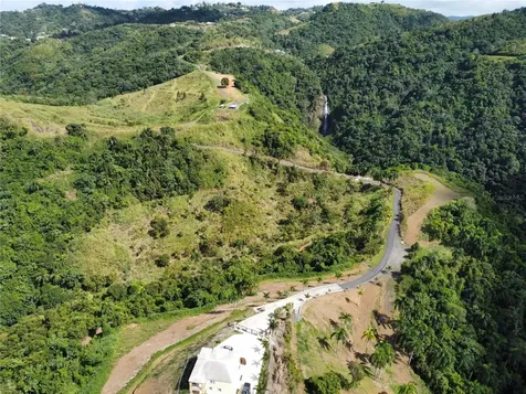 PR-155 Km 34.0 Barrio Perchas Morovis PR 00687