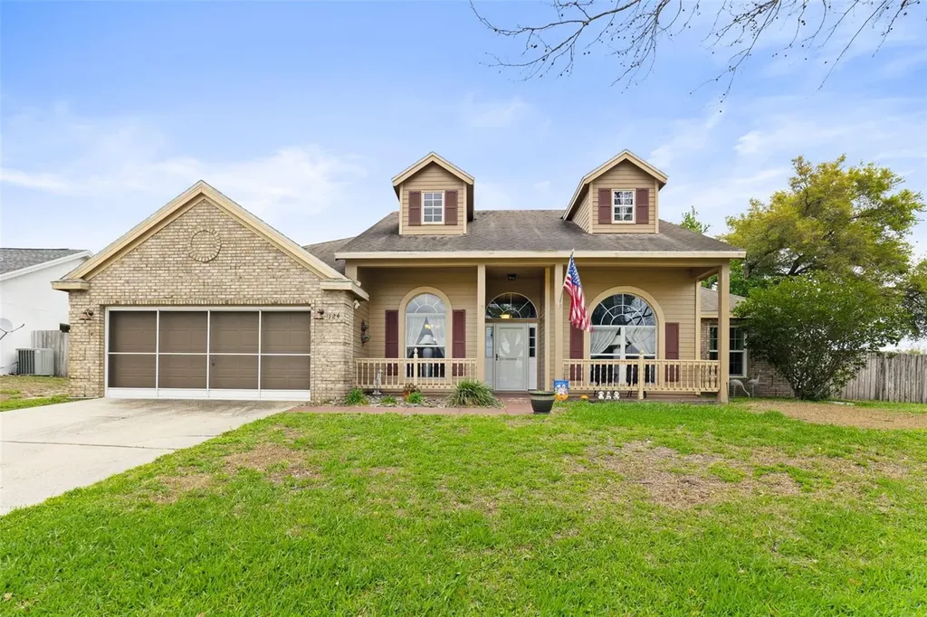 124 Country Lakes Circle Groveland FL 34736