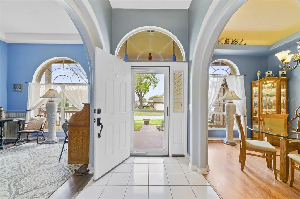 124 Country Lakes Circle Groveland FL 34736