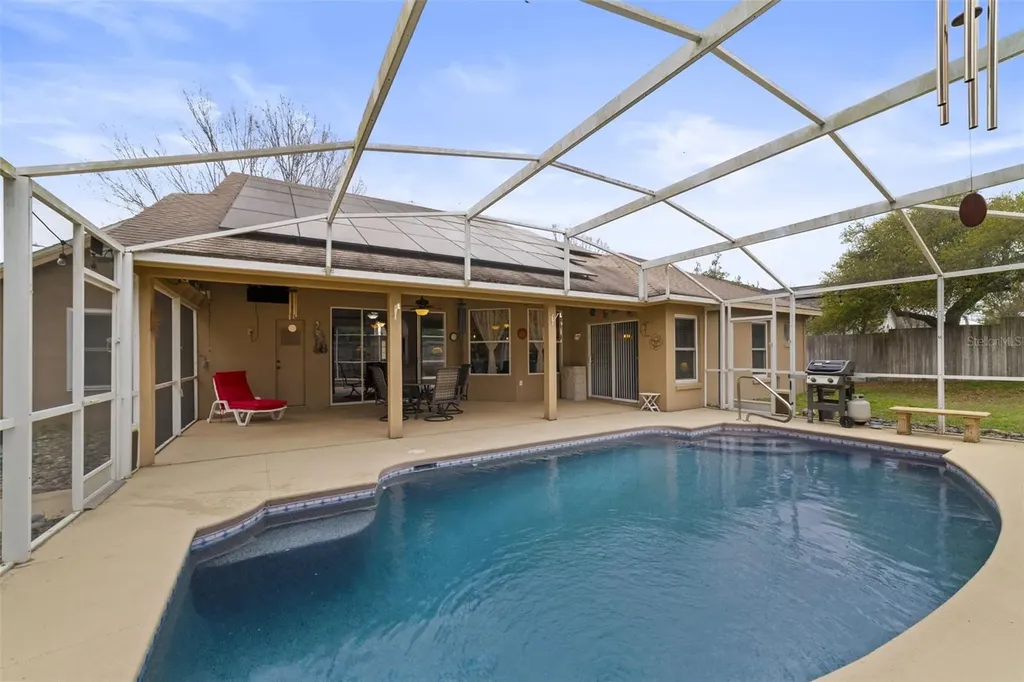 124 Country Lakes Circle Groveland FL 34736