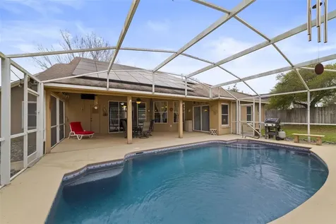 124 Country Lakes Circle Groveland FL 34736