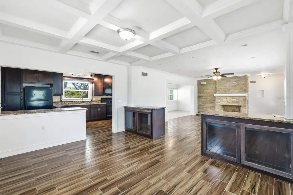 2203 S Peninsula Drive Daytona Beach FL 32118