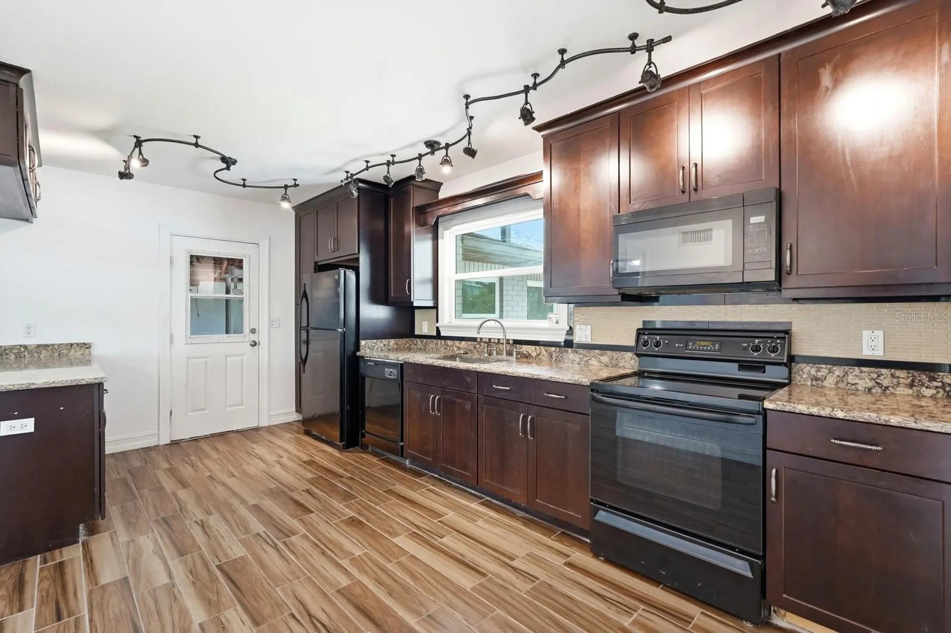 2203 S Peninsula Drive Daytona Beach FL 32118