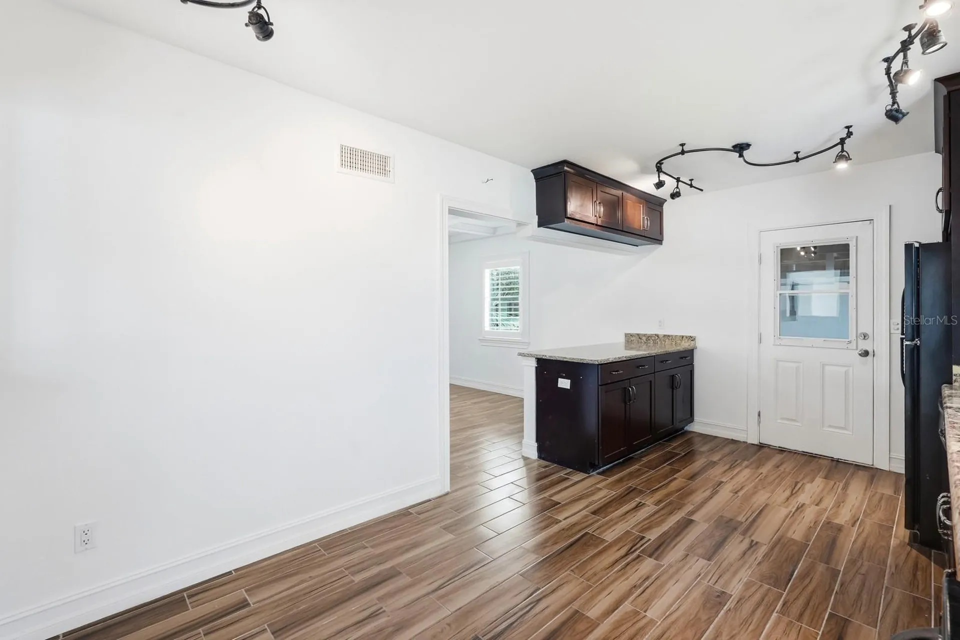2203 S Peninsula Drive Daytona Beach FL 32118