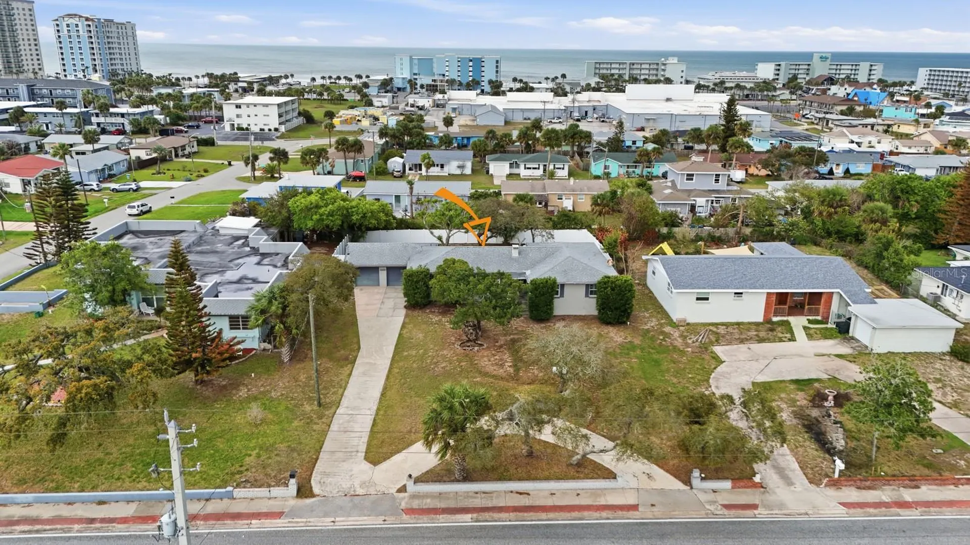 2203 S Peninsula Drive Daytona Beach FL 32118