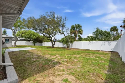 2203 S Peninsula Drive Daytona Beach FL 32118