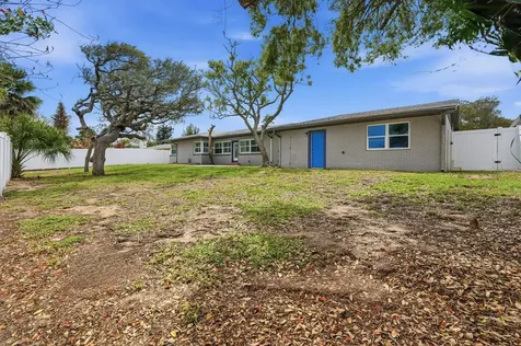 2203 S Peninsula Drive Daytona Beach FL 32118