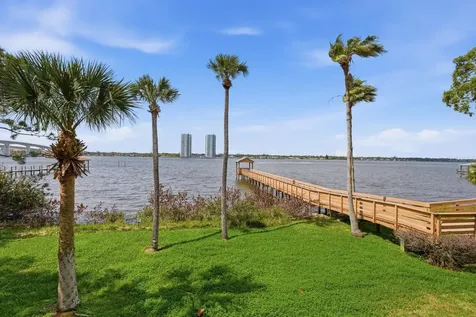711 N Halifax Avenue Daytona Beach FL 32118