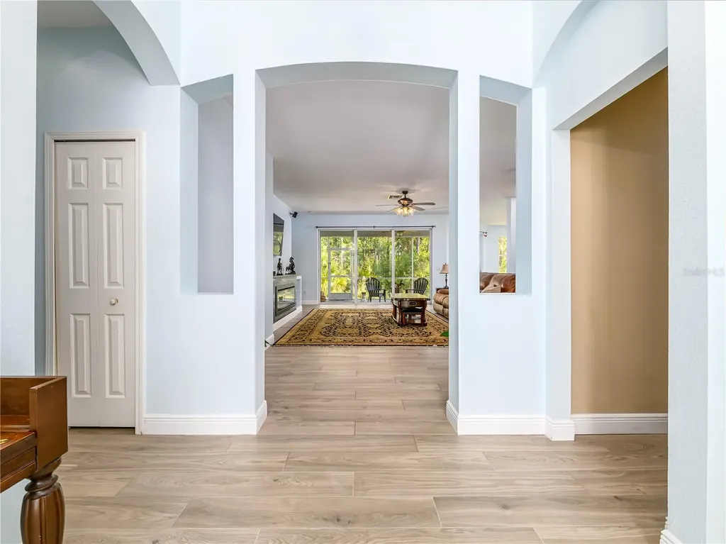 10515 Canary Isle Drive Tampa FL 33647