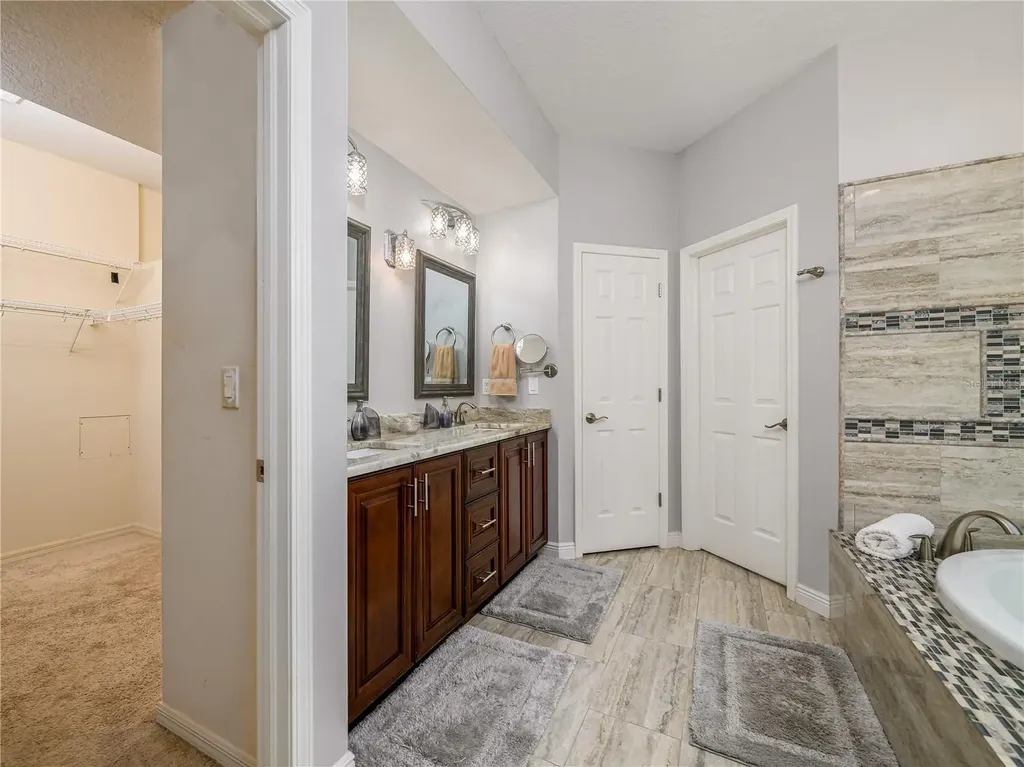 10515 Canary Isle Drive Tampa FL 33647