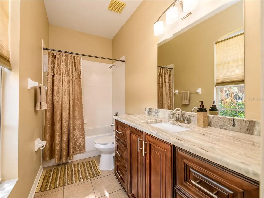 10515 Canary Isle Drive Tampa FL 33647