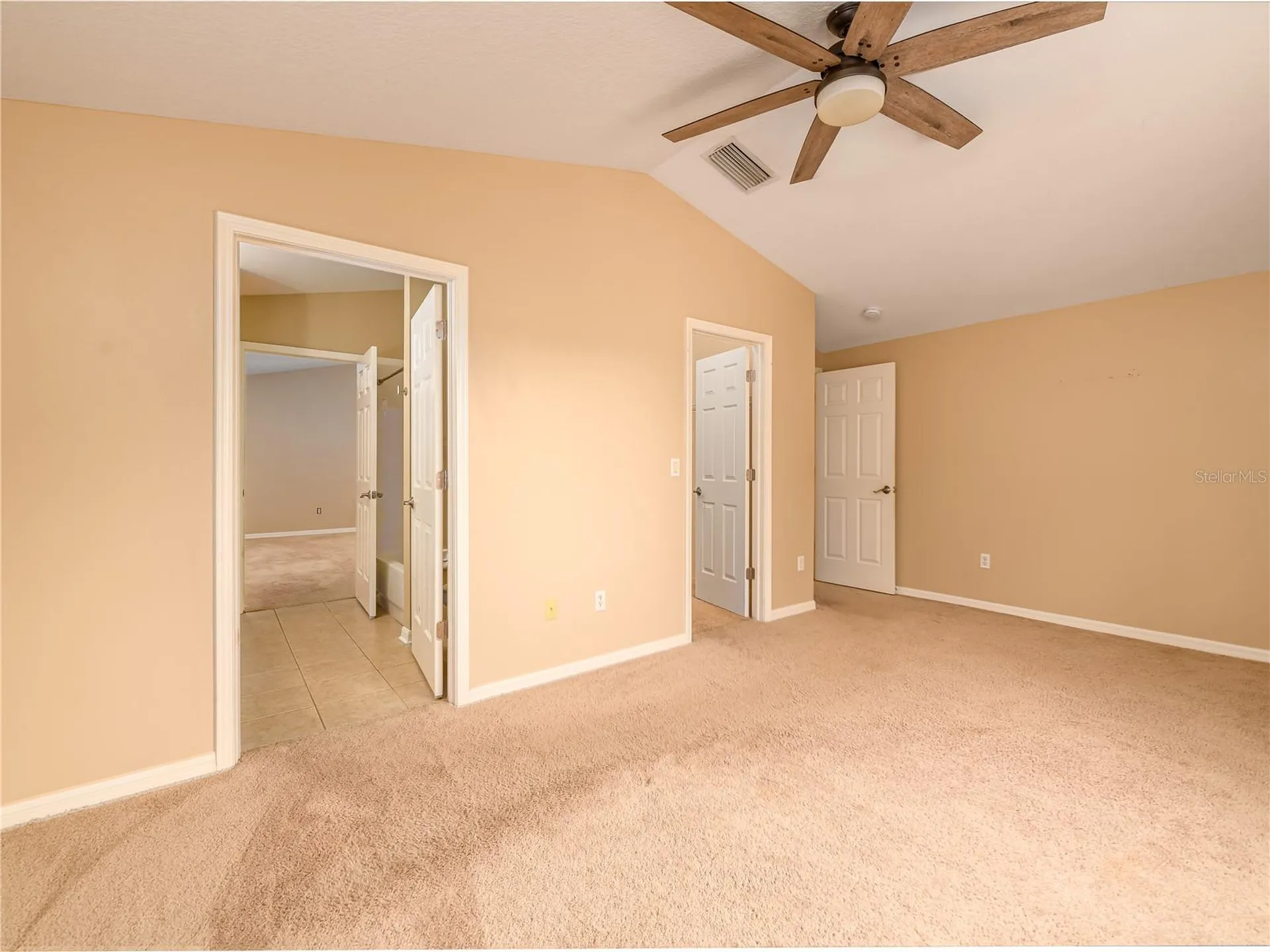 10515 Canary Isle Drive Tampa FL 33647