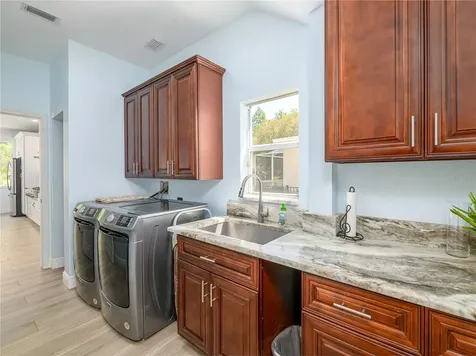 10515 Canary Isle Drive Tampa FL 33647