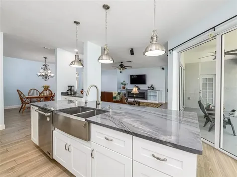 10515 Canary Isle Drive Tampa FL 33647