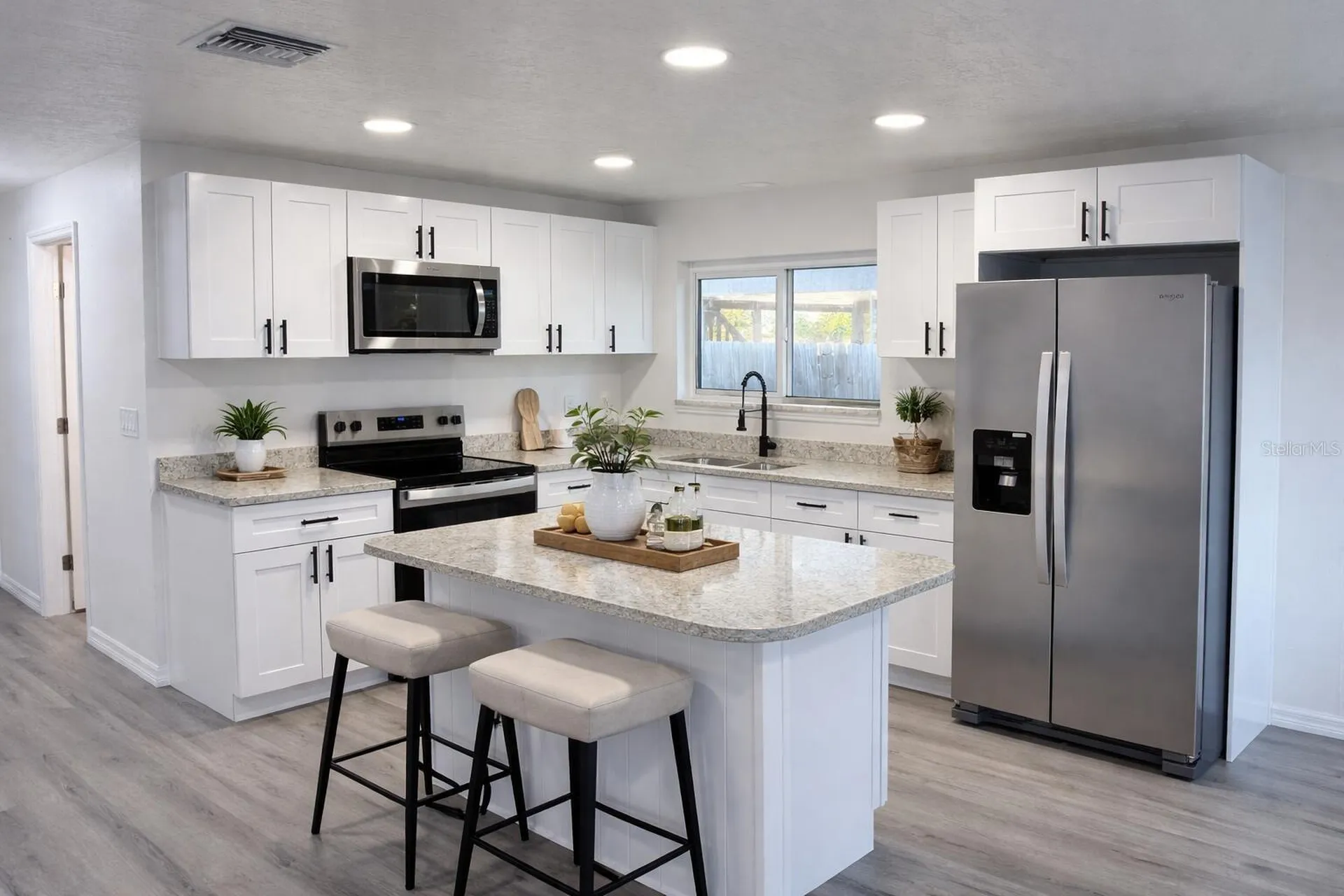 1827 Montana Avenue NE St Petersburg FL 33703