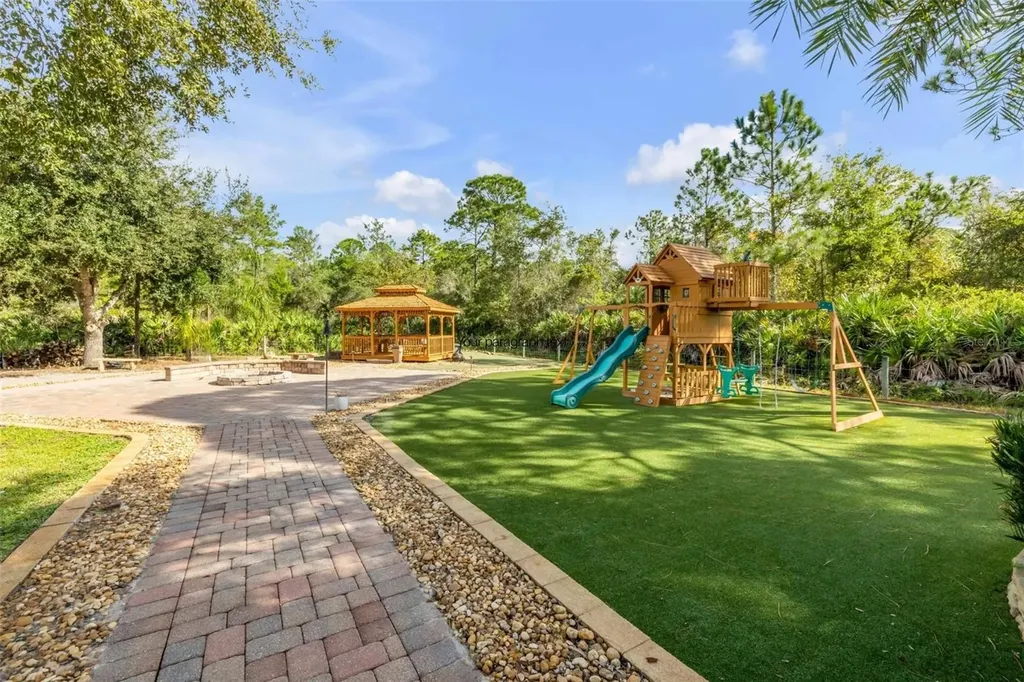 4075 Crestwood Manor Drive New Smyrna Beach FL 32168