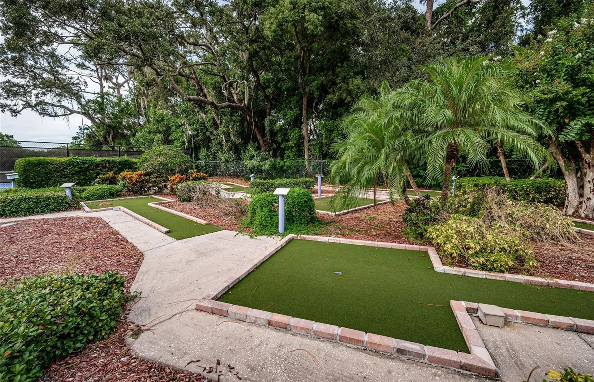 36750 N Us Highway 19 Palm Harbor FL 34684