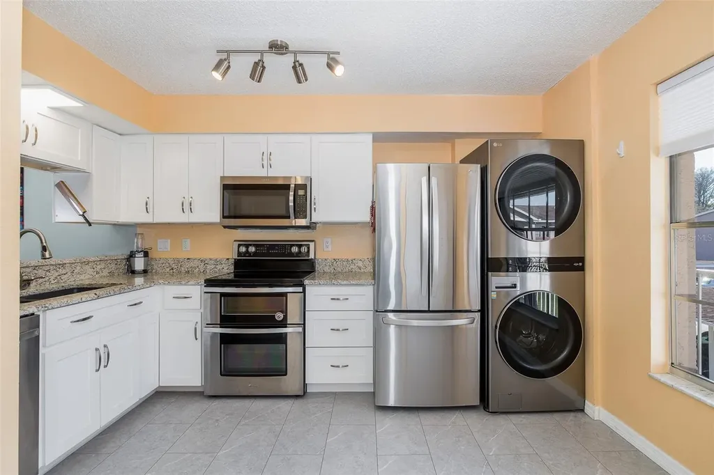 4933 Myrtle Oak Drive New Port Richey FL 34653