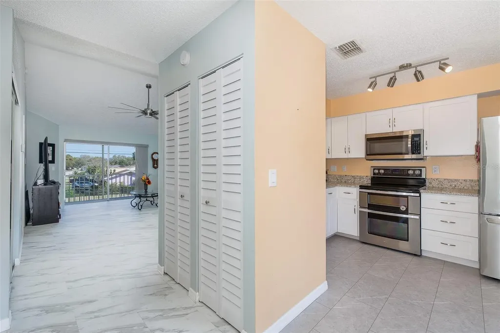 4933 Myrtle Oak Drive New Port Richey FL 34653