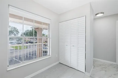 4933 Myrtle Oak Drive New Port Richey FL 34653