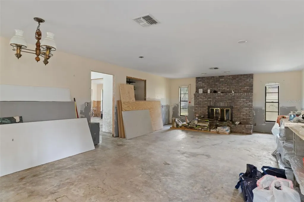 5060 S Stetson Point Drive Homosassa FL 34448