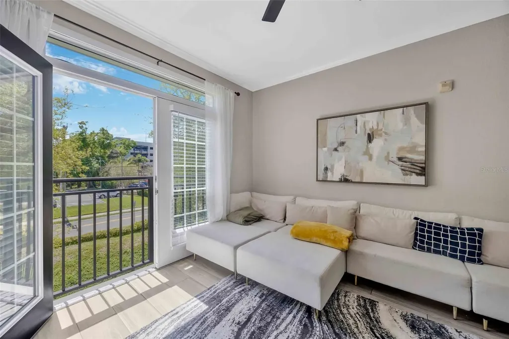 4221 W Spruce Street Tampa FL 33607