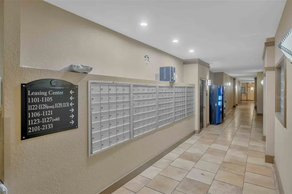4221 W Spruce Street Tampa FL 33607