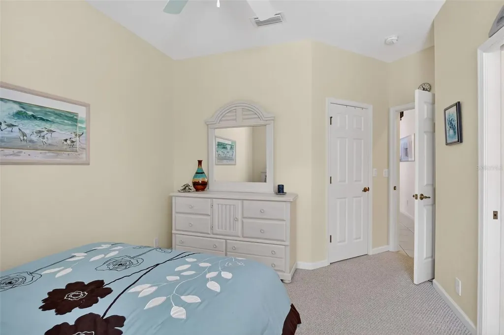 1725 SW 29th Terrace Cape Coral FL 33914