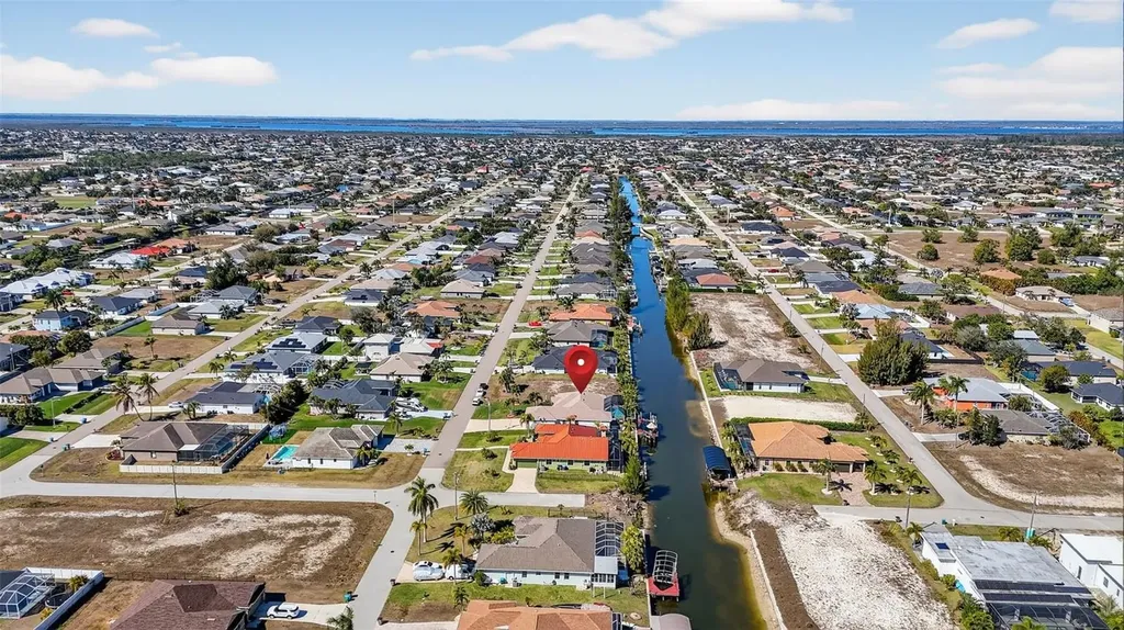 1725 SW 29th Terrace Cape Coral FL 33914