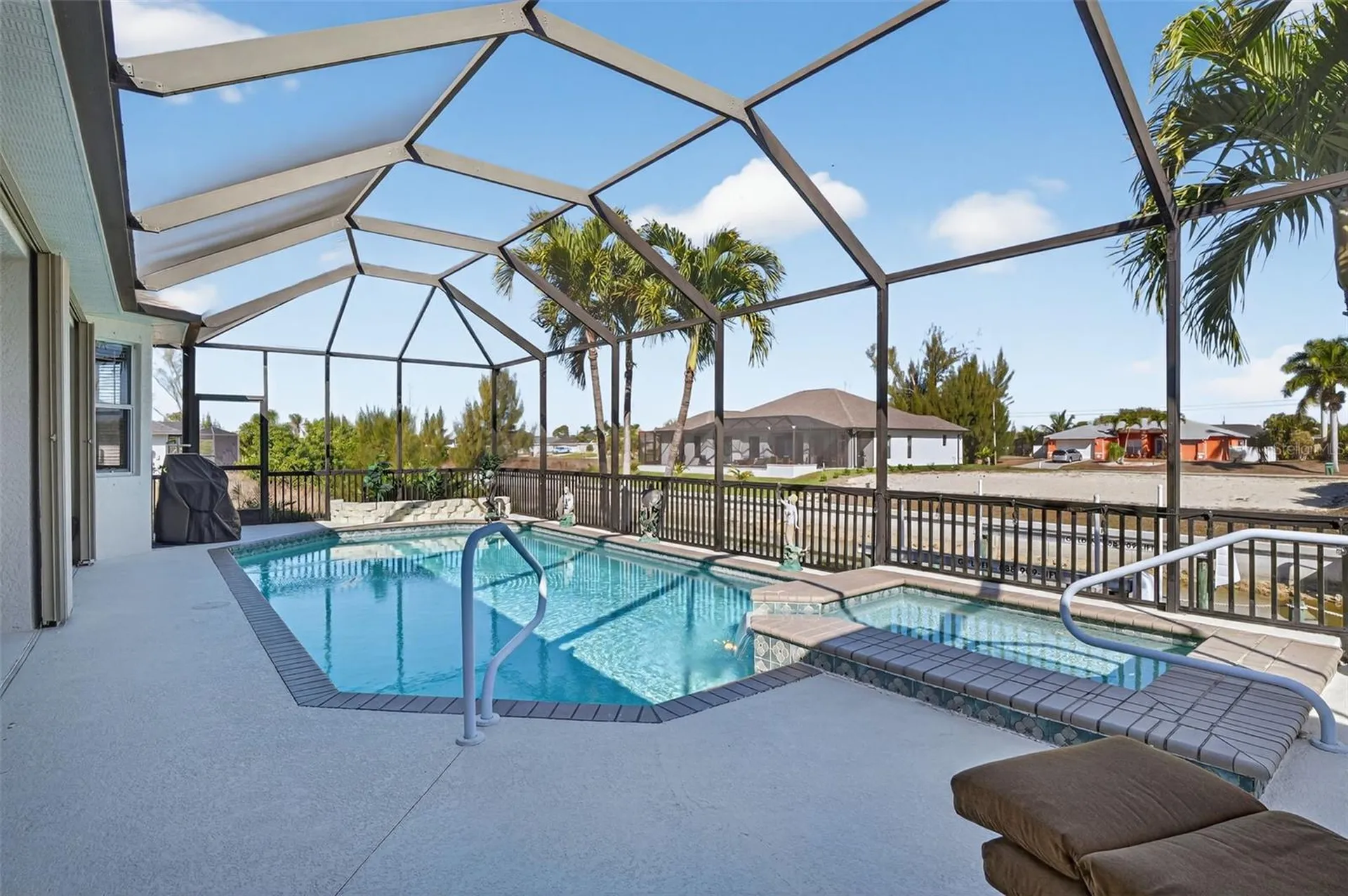 1725 SW 29th Terrace Cape Coral FL 33914