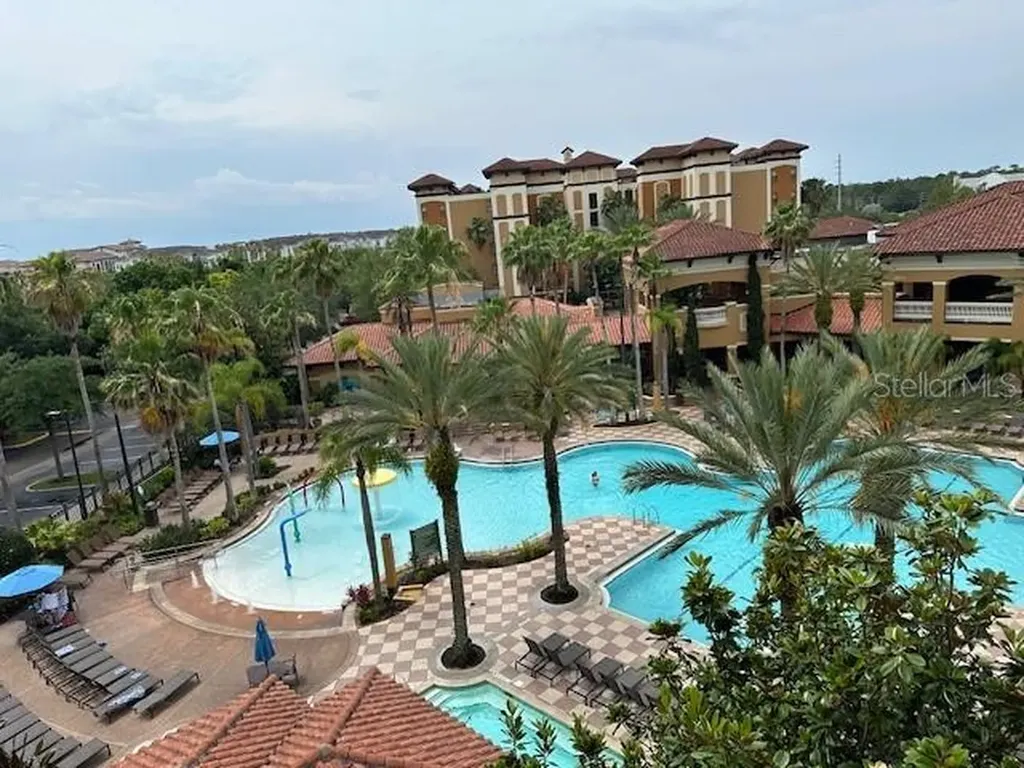 12527 Floridays Resort Drive Orlando FL 32821