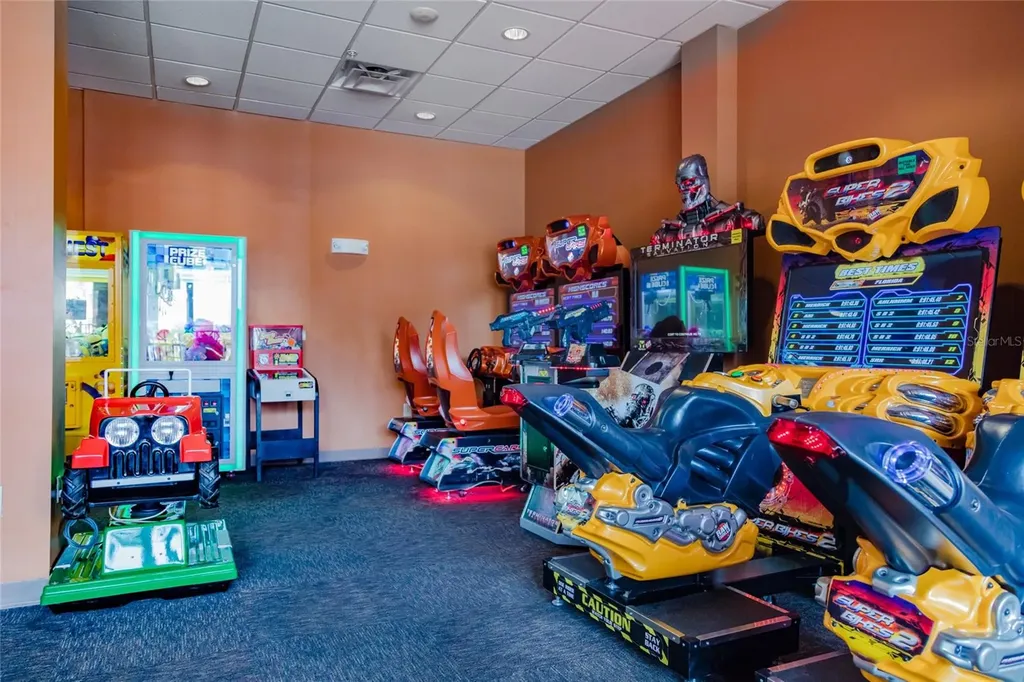 12527 Floridays Resort Drive Orlando FL 32821