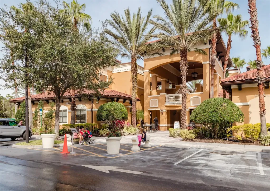 12527 Floridays Resort Drive Orlando FL 32821