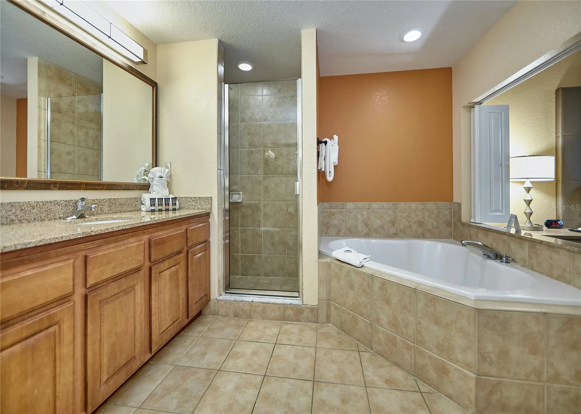 12527 Floridays Resort Drive Orlando FL 32821